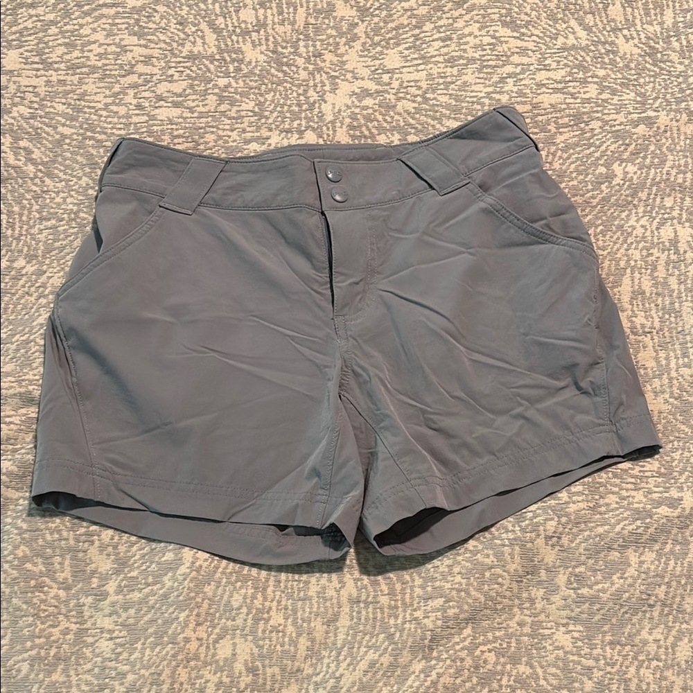 Columbia Gray Cargo Shorts Lightweight Versatile
